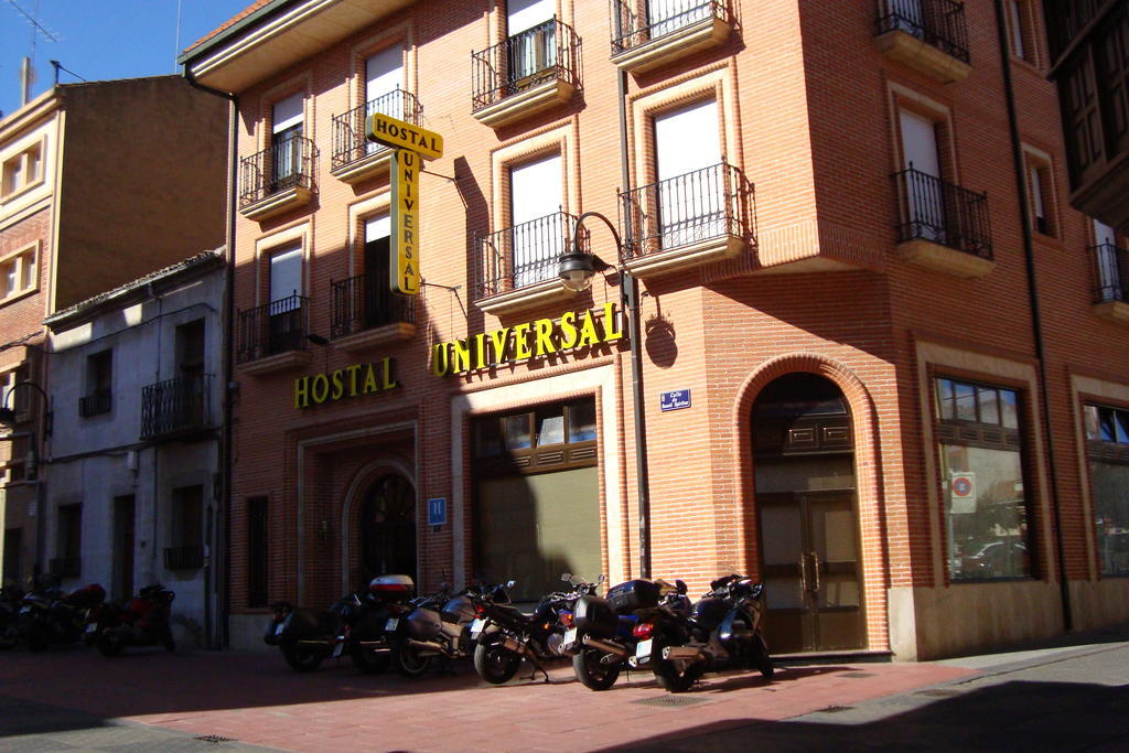 Hostal Universal Benavente Extérieur photo