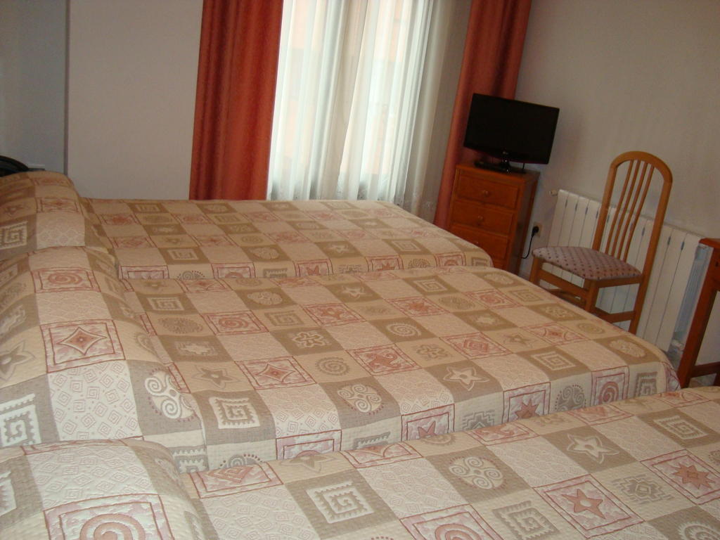 Hostal Universal Benavente Chambre photo