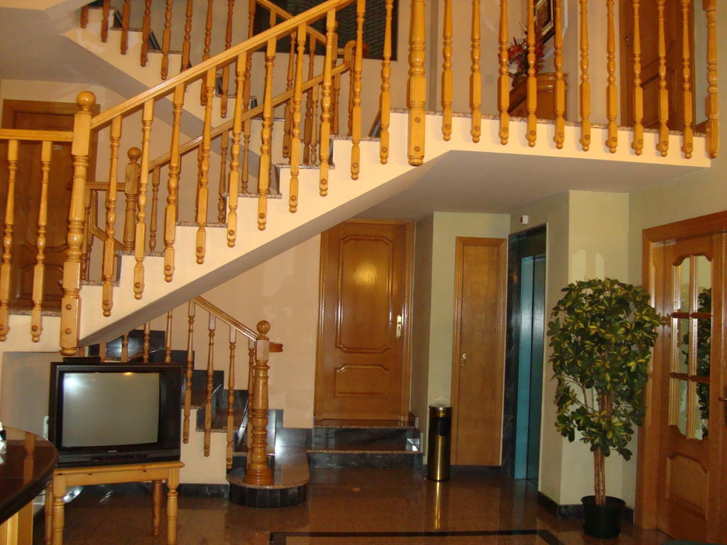 Hostal Universal Benavente Extérieur photo
