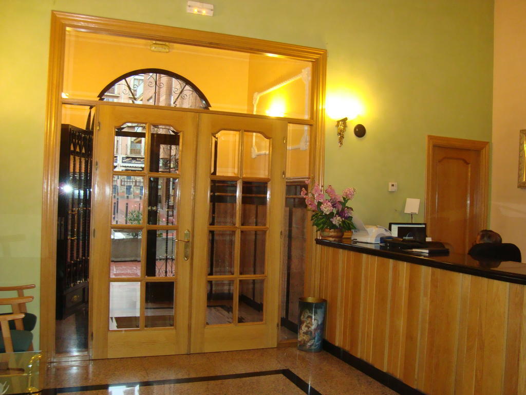 Hostal Universal Benavente Chambre photo